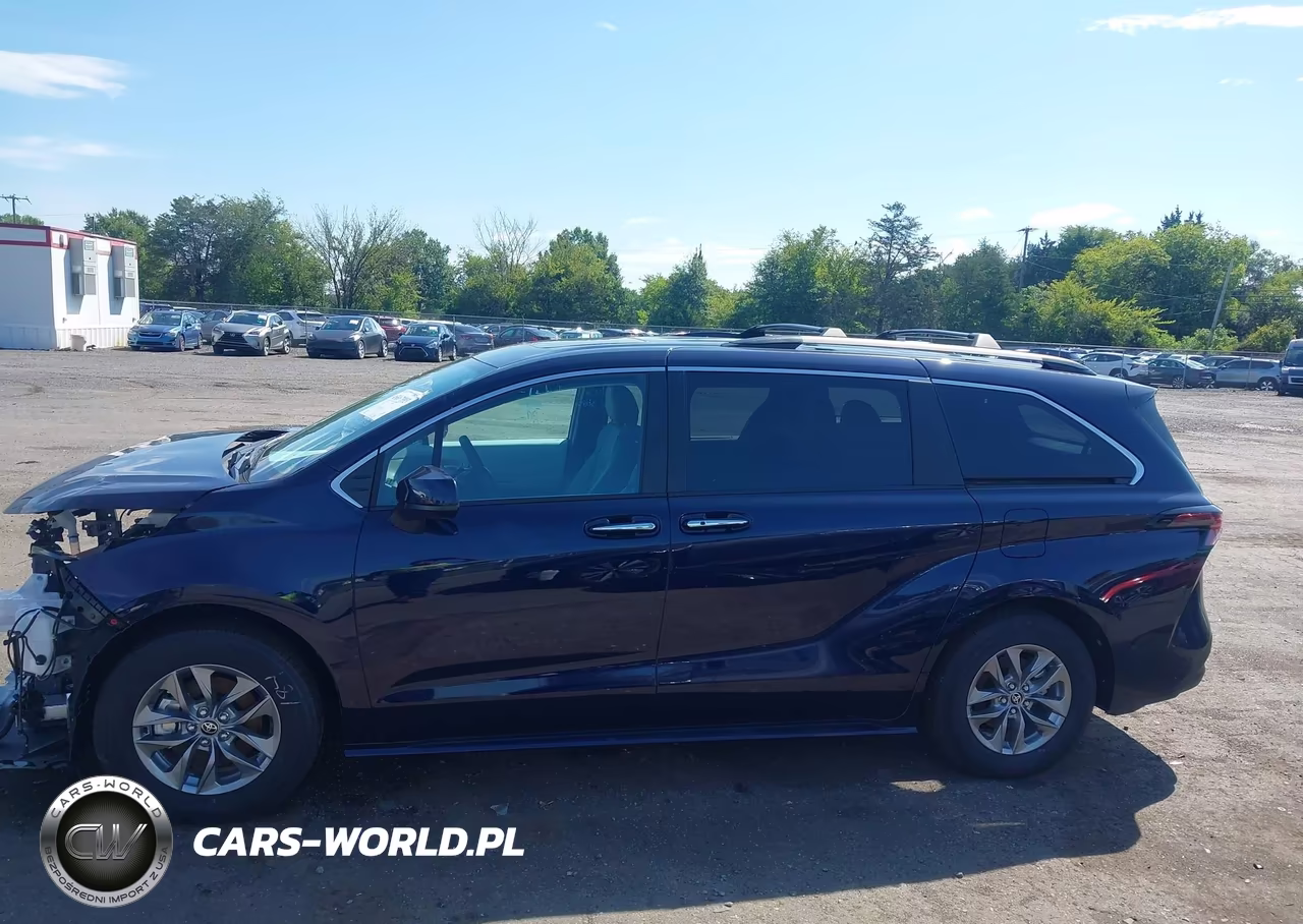 2026 Toyota Sienna Xle VIN:5TDYSKFC7TS258804 - 15