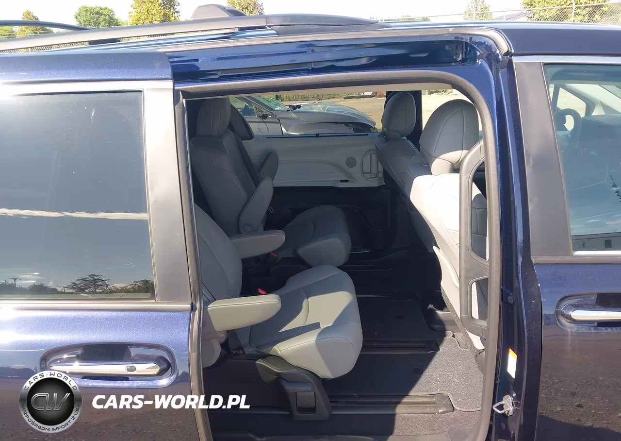 2026 Toyota Sienna Xle VIN:5TDYSKFC7TS258804 - 8