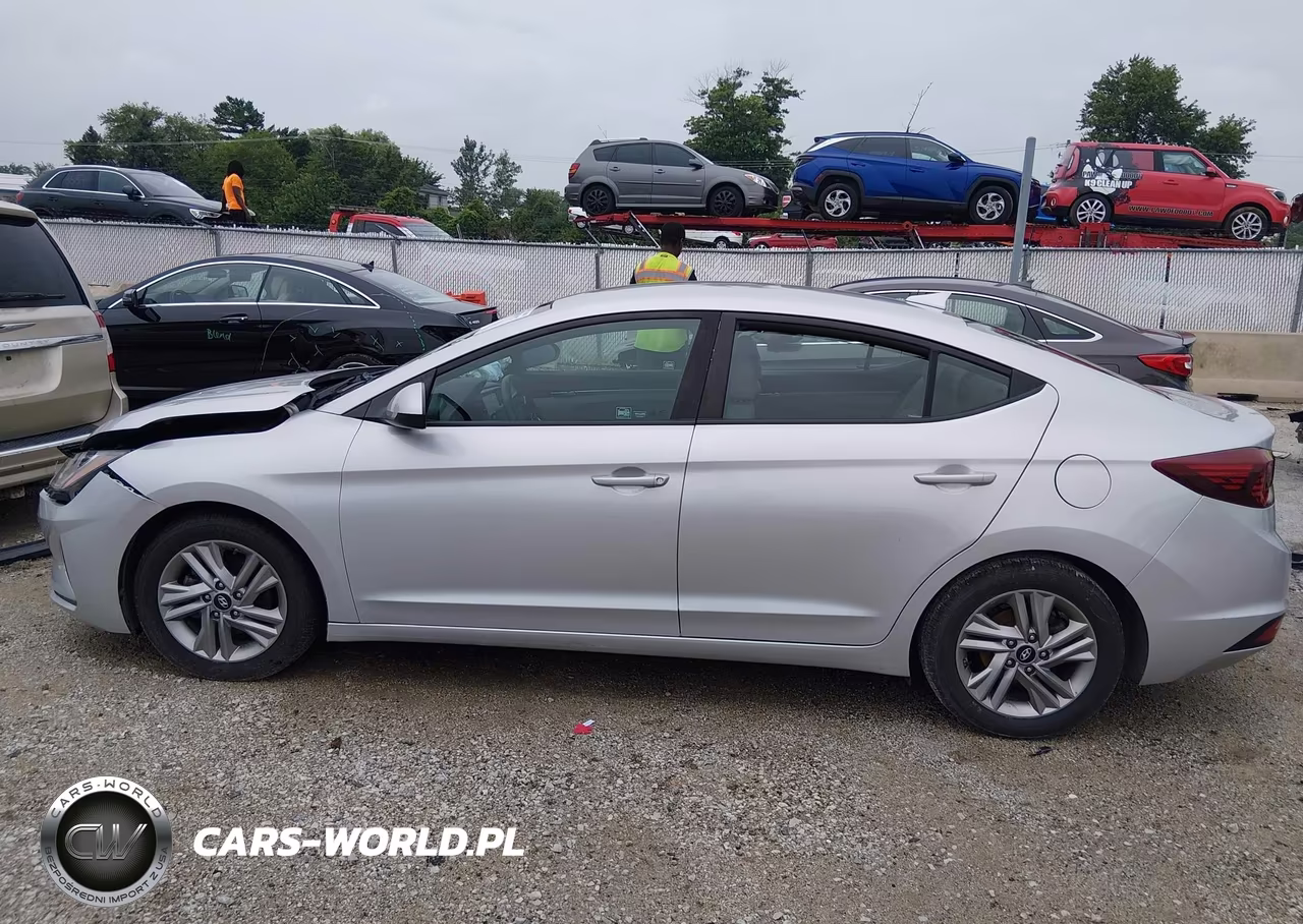 2020 Hyundai Elantra Sel VIN:5NPD84LF9LH530931 - 14