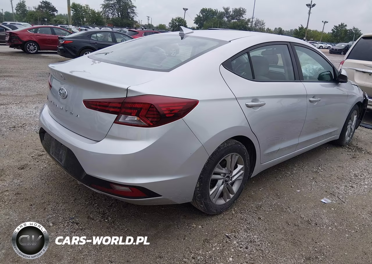 2020 Hyundai Elantra Sel VIN:5NPD84LF9LH530931 - 4