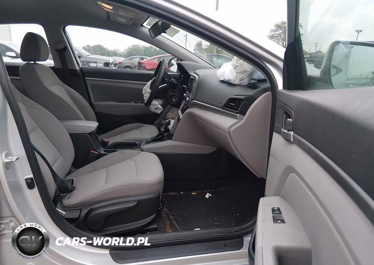 2020 Hyundai Elantra Sel VIN:5NPD84LF9LH530931 - 5