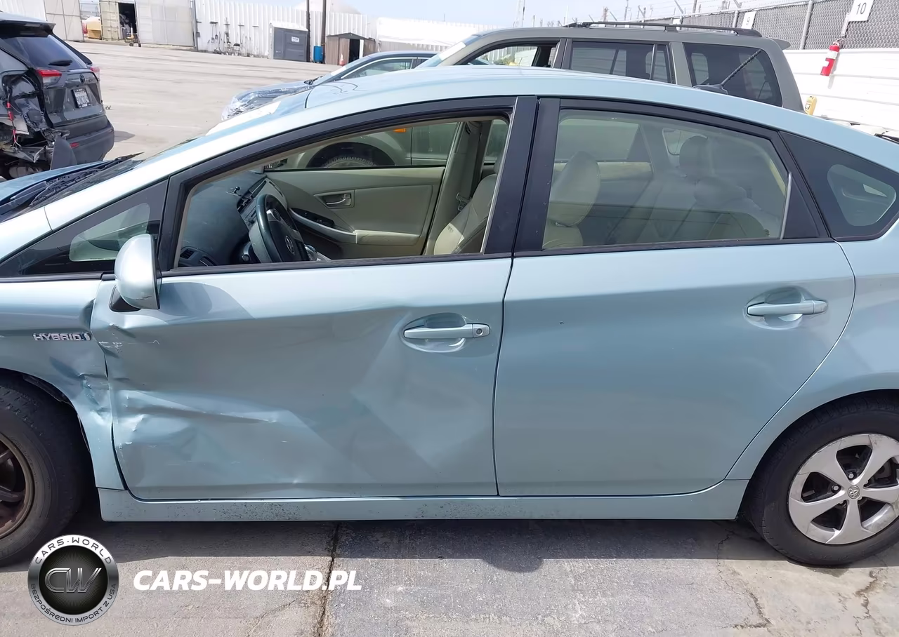 2013 Toyota Prius Four VIN:JTDKN3DU6D5644670 - 14