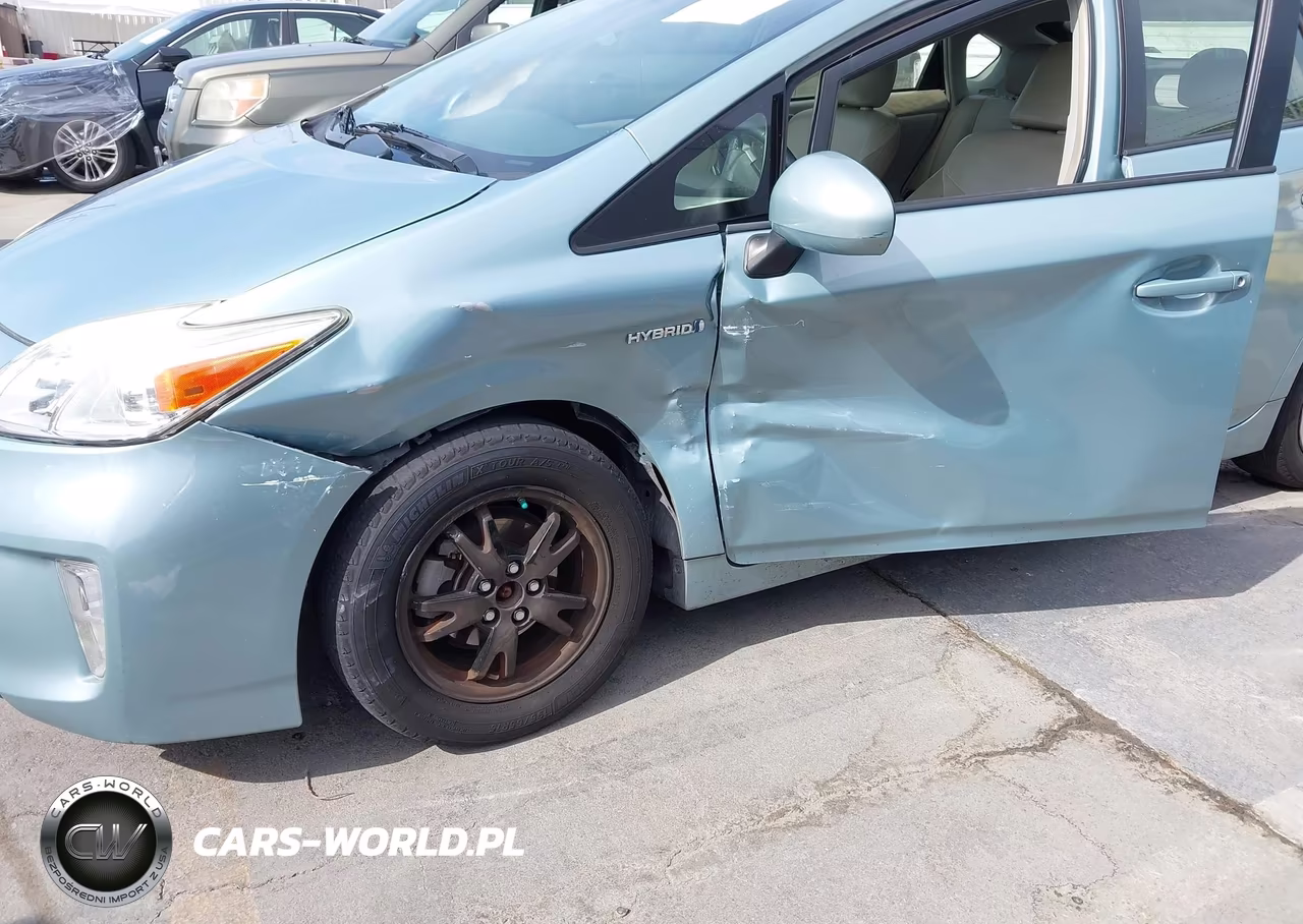 2013 Toyota Prius Four VIN:JTDKN3DU6D5644670 - 6