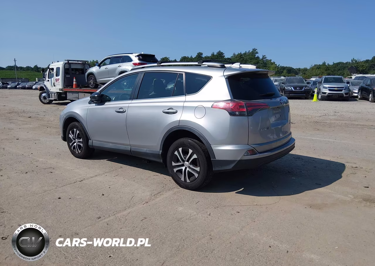 2016 Toyota Rav4 Le VIN:2T3BFREV3GW483697 - 3