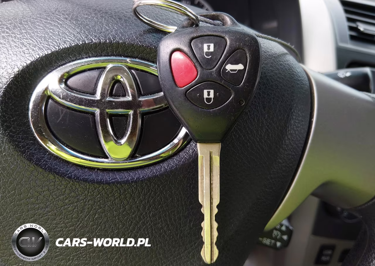 2012 Toyota Corolla Le VIN:5YFBU4EE4CP062827 - 11
