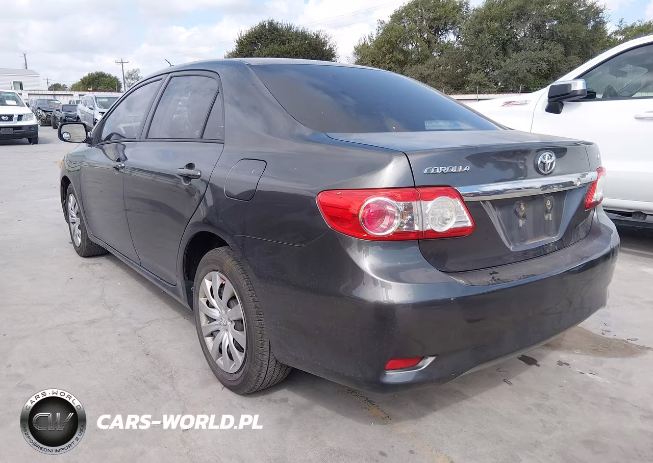 2012 Toyota Corolla Le VIN:5YFBU4EE4CP062827 - 3