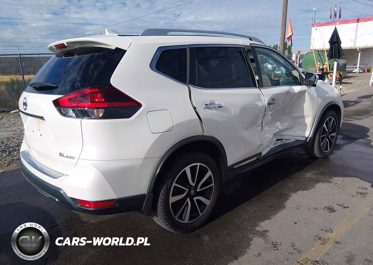 2018 Nissan Rogue Sl VIN:JN8AT2MV3JW326729 - 4