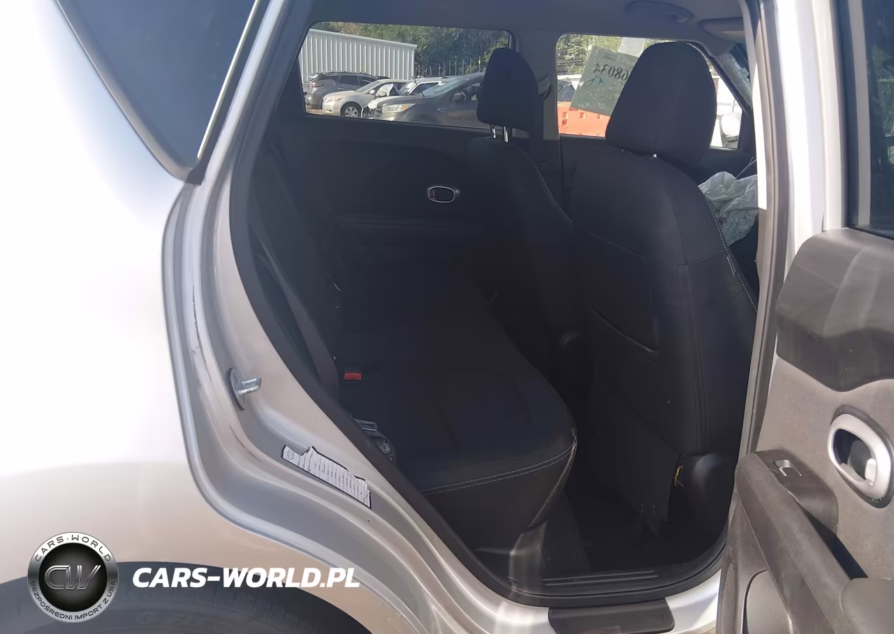 2019 Kia Soul + VIN:KNDJP3A55K7698319 - 8