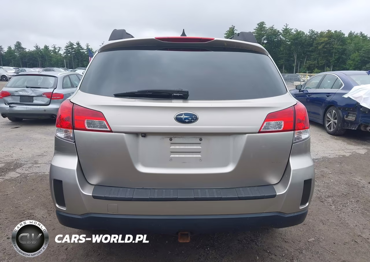 2014 Subaru Outback 3.6R Limited VIN:4S4BRDLC9E2324664 - 13