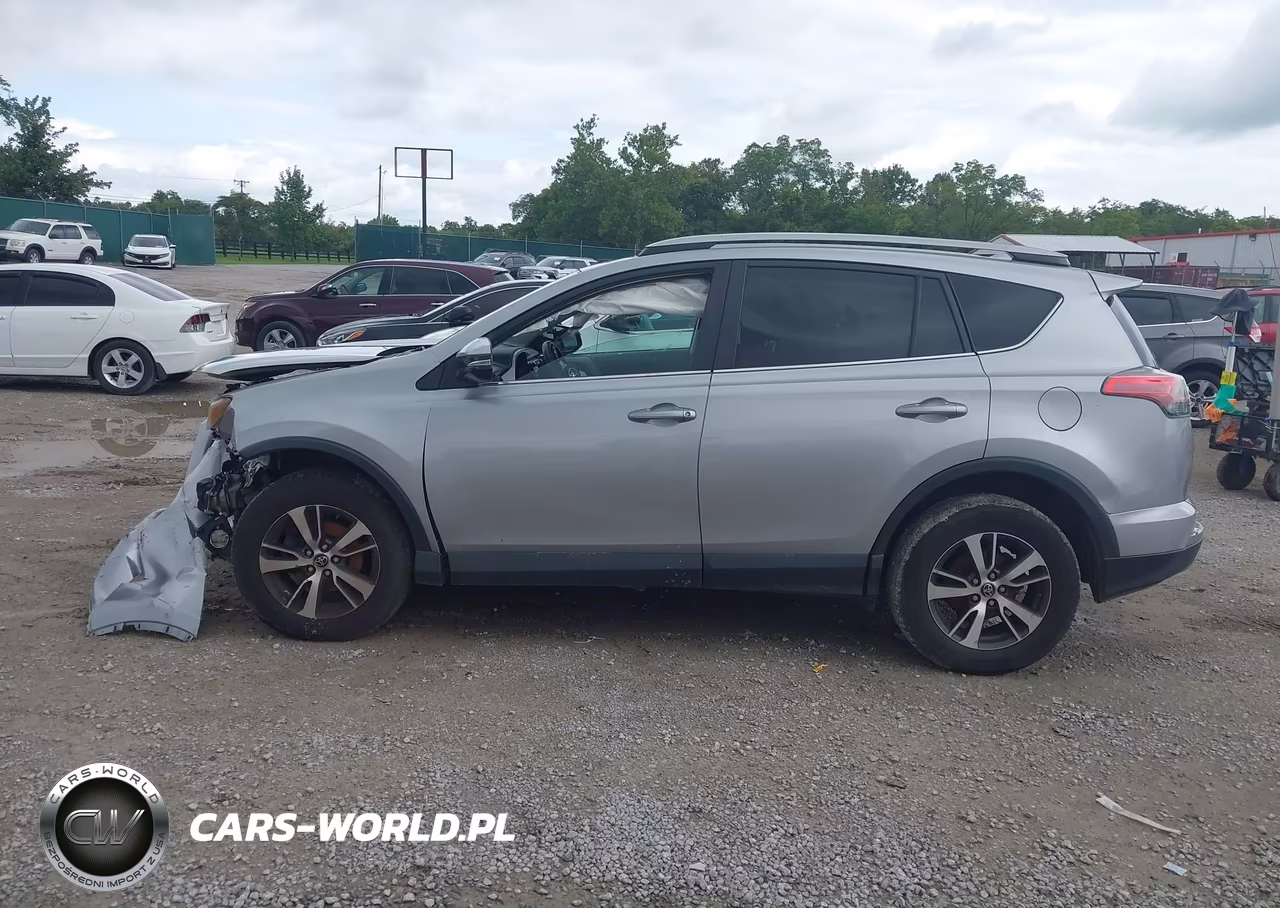 2018 Toyota Rav4 Xle VIN:2T3WFREV5JW422408 - 15