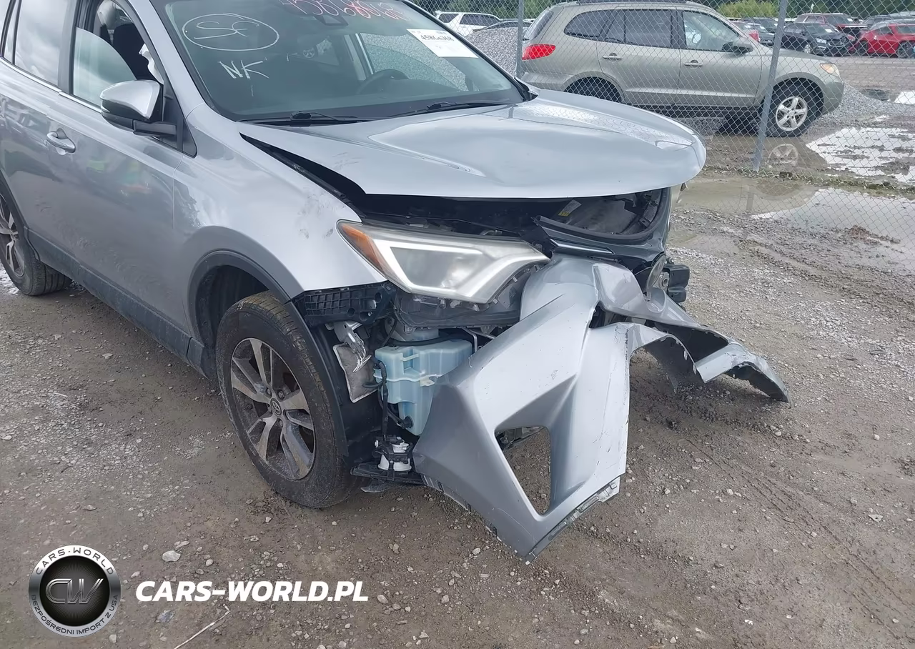 2018 Toyota Rav4 Xle VIN:2T3WFREV5JW422408 - 22