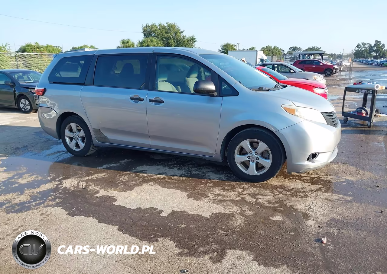 2015 Toyota Sienna L 7 Passenger – zdjęcie 1 z 15