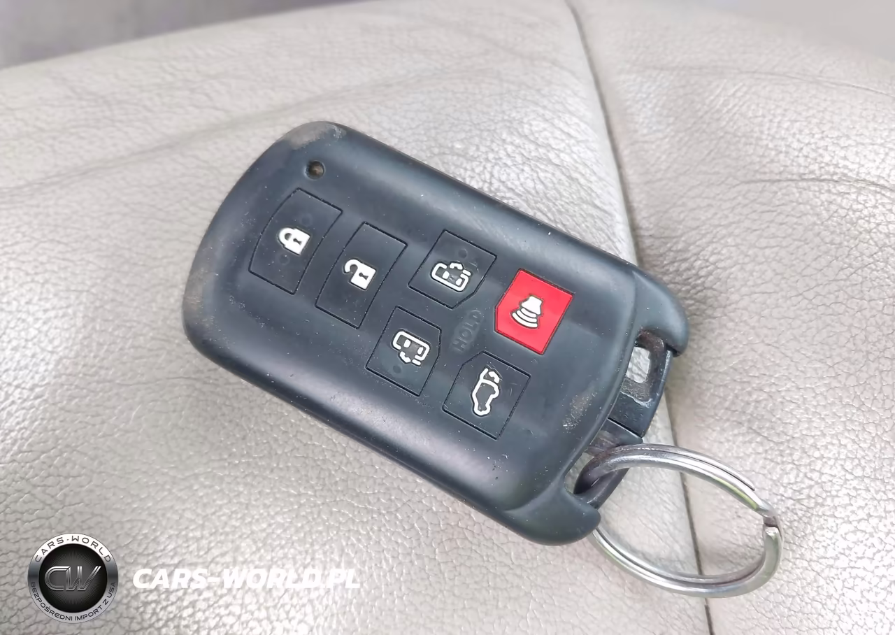 2011 Toyota Sienna Limited V6 VIN:5TDYK3DC7BS030339 - 11
