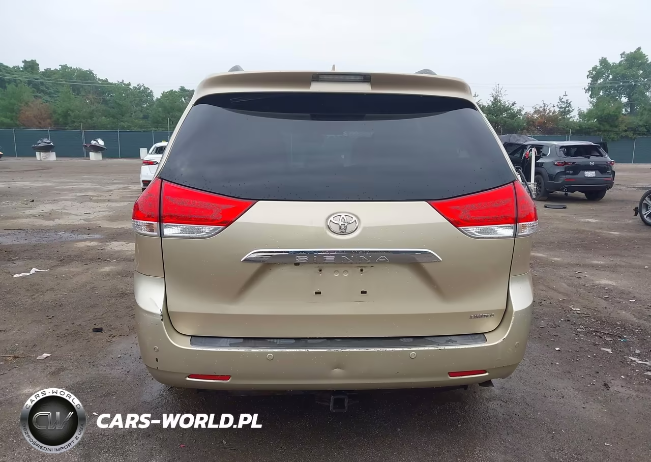 2011 Toyota Sienna Limited V6 VIN:5TDYK3DC7BS030339 - 17