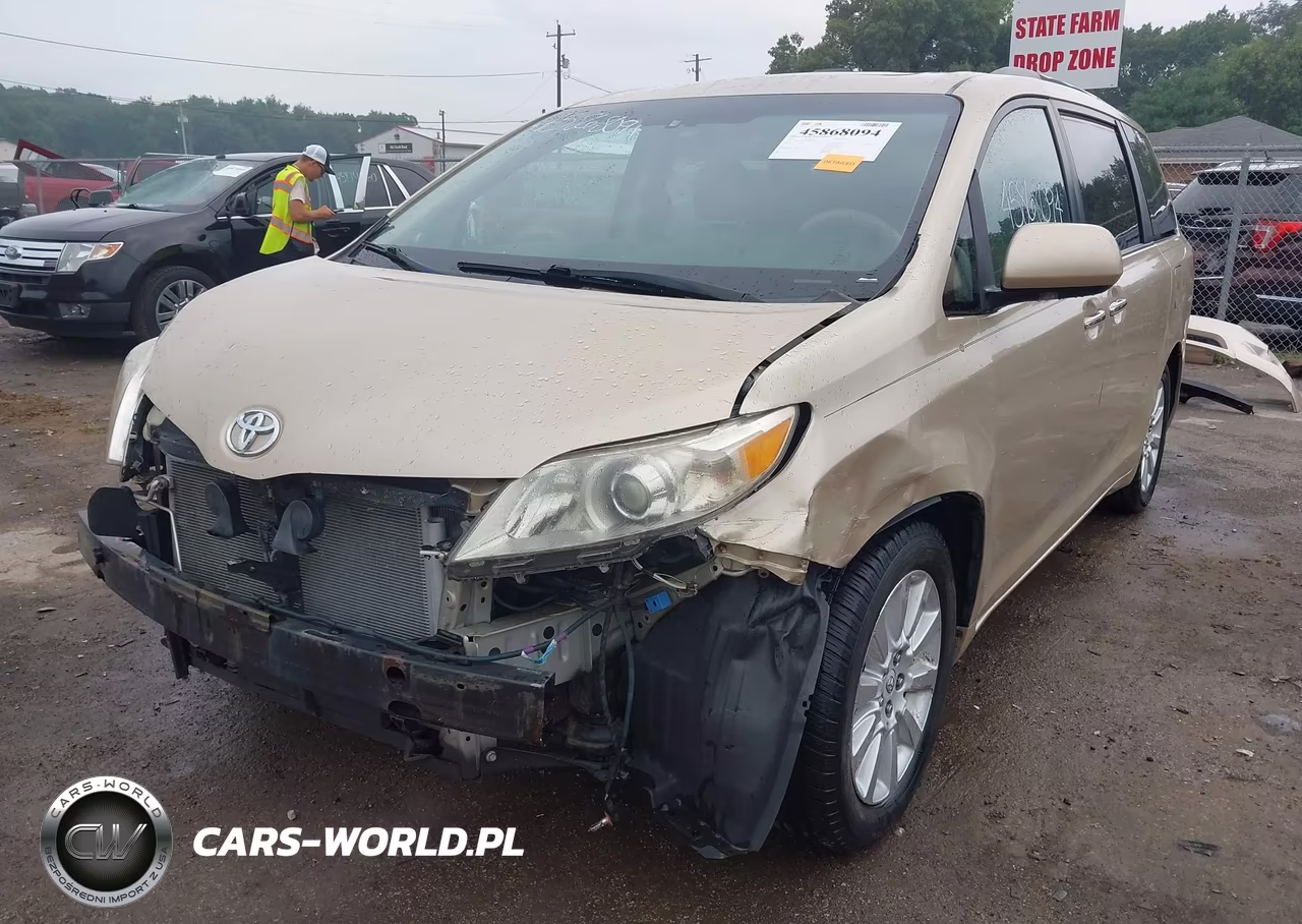 2011 Toyota Sienna Limited V6 VIN:5TDYK3DC7BS030339 - 6