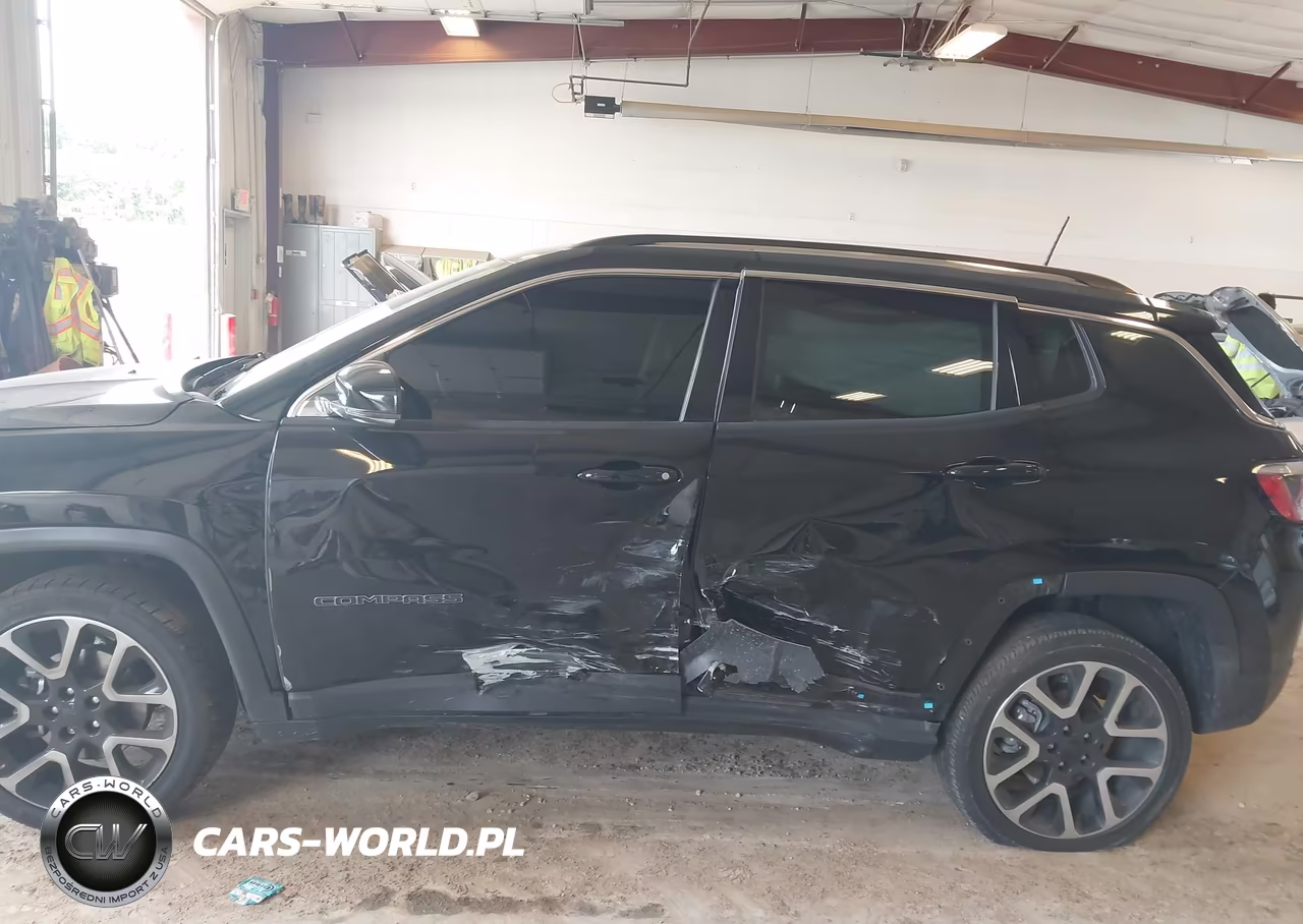 2019 Jeep Compass Limited 4X4 VIN:3C4NJDCB4KT651631 - 6