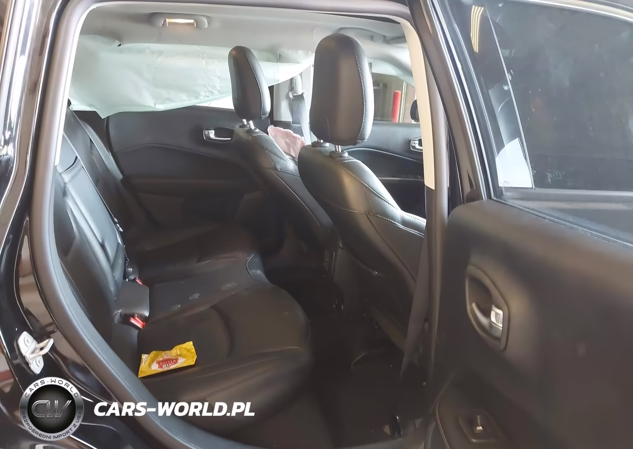 2019 Jeep Compass Limited 4X4 VIN:3C4NJDCB4KT651631 - 8
