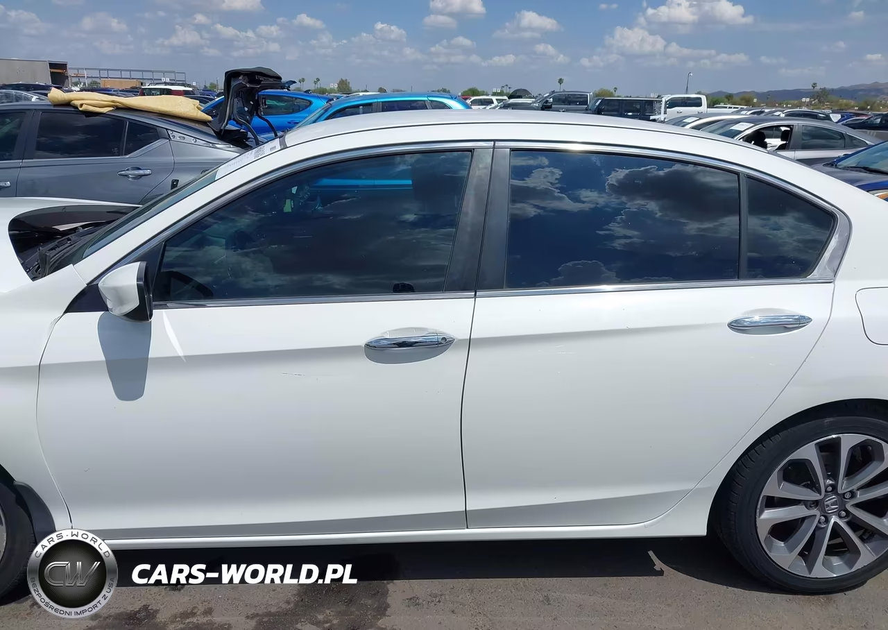 2015 Honda Accord Sport VIN:1HGCR2F52FA275455 - 15