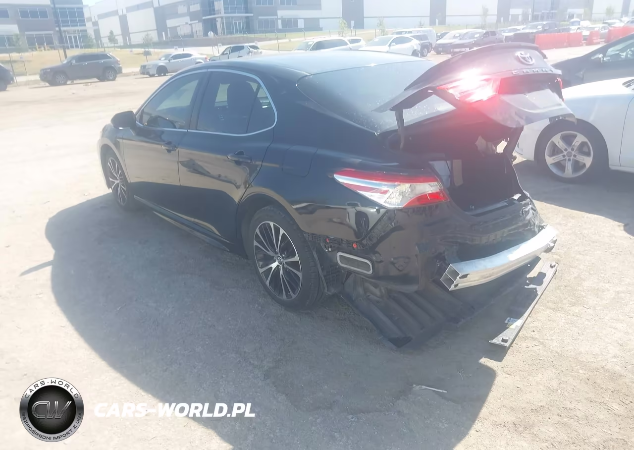 2018 Toyota Camry Se VIN:JTNB11HK7J3068924 - 3