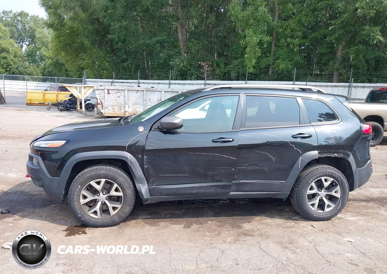 2016 Jeep Cherokee Trailhawk VIN:1C4PJMBB2GW353946 - 15