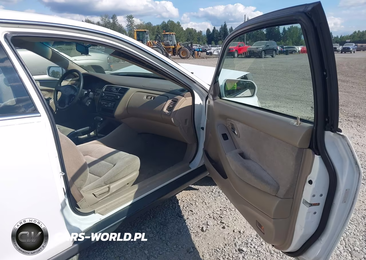 1998 Honda Accord Lx V6 VIN:1HGCG2242WA030884 - 5