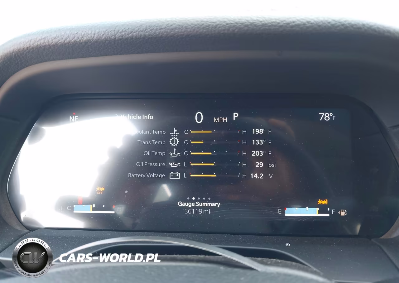 2023 Jeep Grand Cherokee Laredo 4X4 VIN:1C4RJHAGXP8851216 - 7