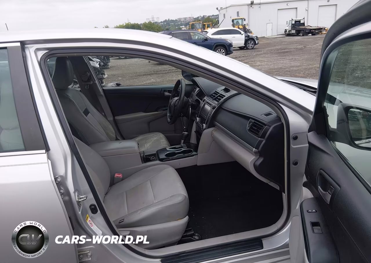 2014 Toyota Camry Le VIN:4T4BF1FK0ER376821 - 5