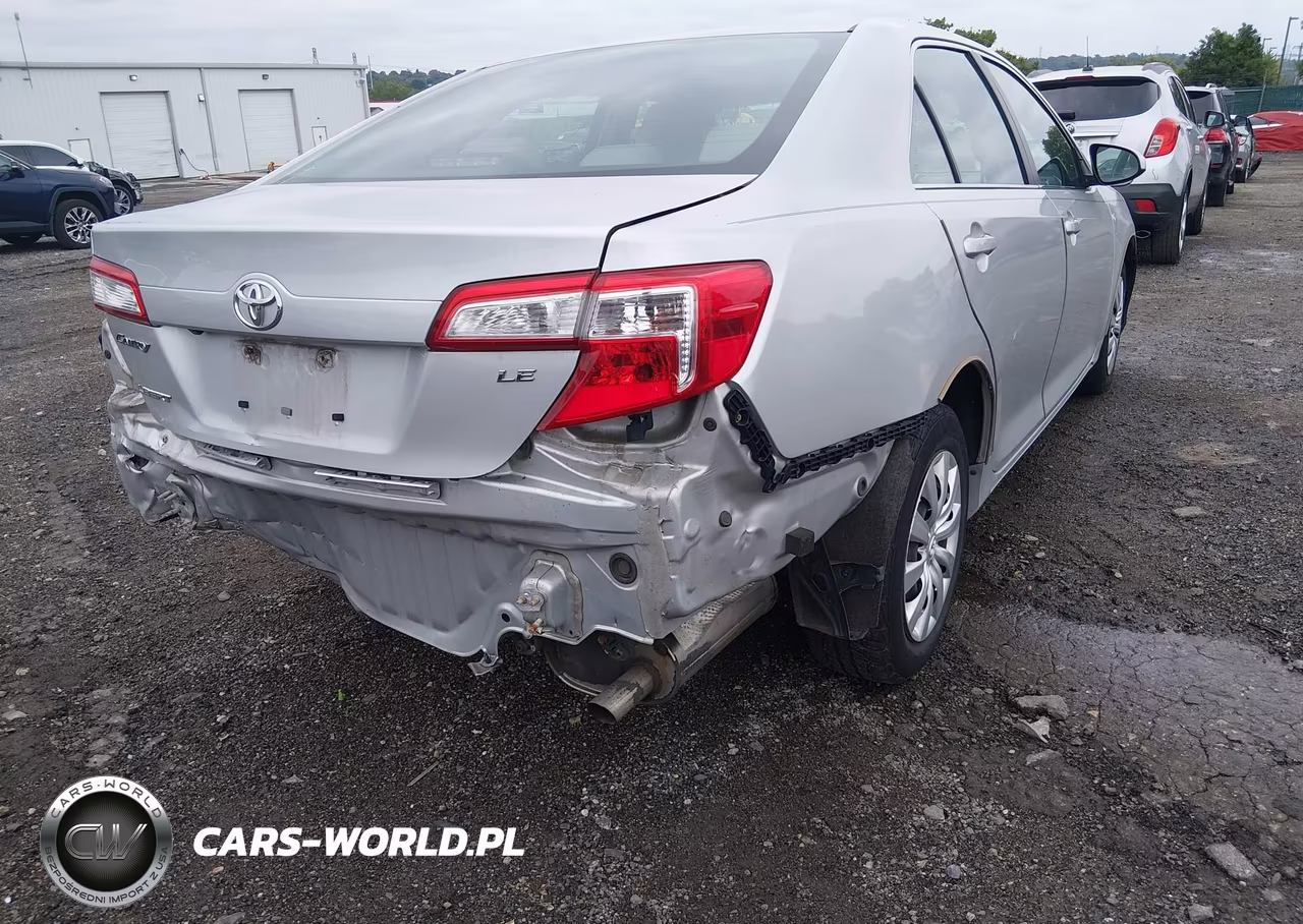 2014 Toyota Camry Le VIN:4T4BF1FK0ER376821 - 6