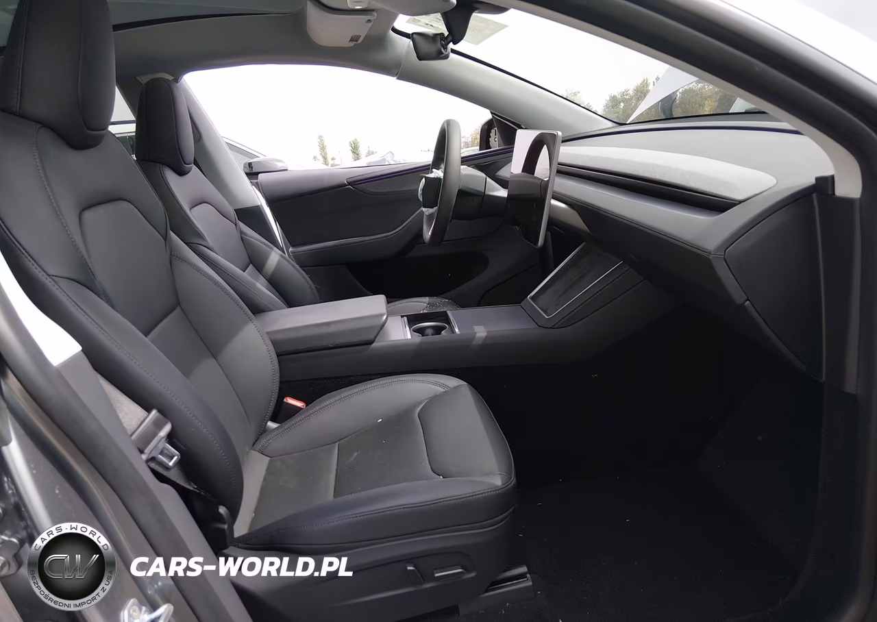 2026 Tesla Model Y All-Wheel Drive-Long Range Launch Series-Premium All-Wheel Drive VIN:7SAYGDEE0TF450220 - 5