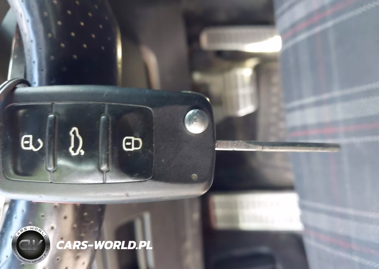 2013 Volkswagen Gti 2-Door VIN:WVWFD7AJ1DW125655 - 11