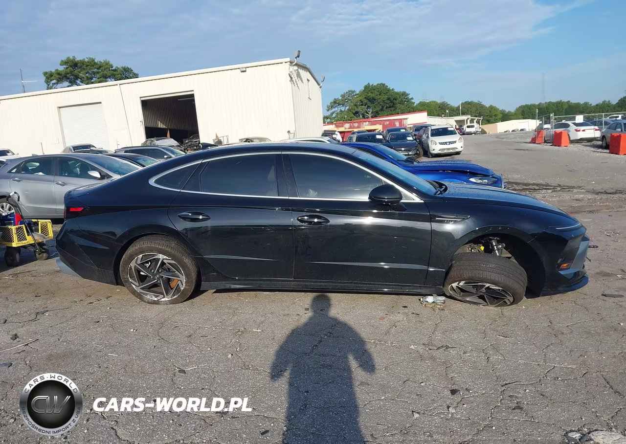 2026 Hyundai Sonata Sel Sport VIN:KMHL64JA2TA541071 - 13