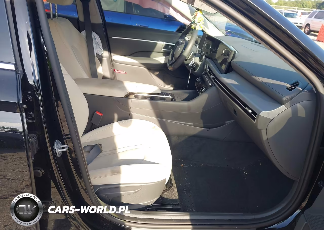 2026 Hyundai Sonata Sel Sport VIN:KMHL64JA2TA541071 - 5