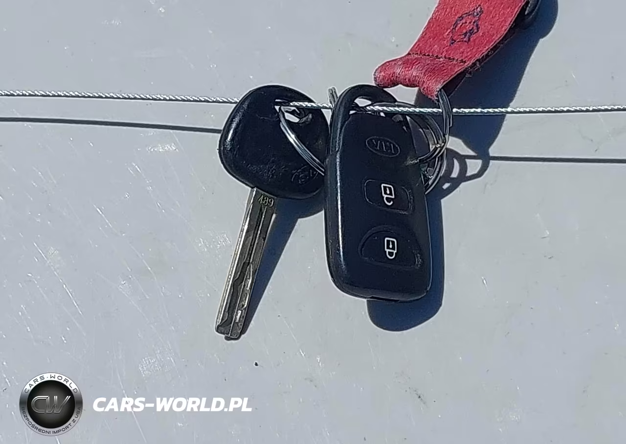 2013 Kia Sorento Lx VIN:5XYKT3A63DG382531 - 11