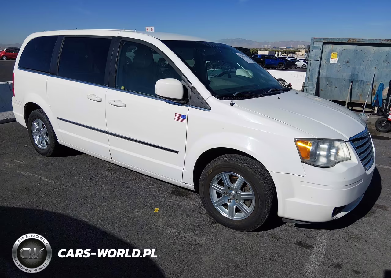 2009 Chrysler Town & Country Touring