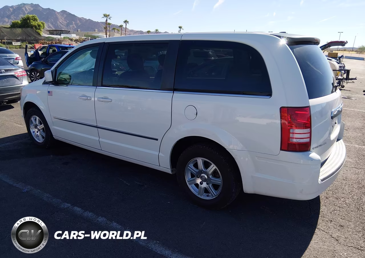2009 Chrysler Town & Country Touring VIN:2A8HR54149R683809 - 3