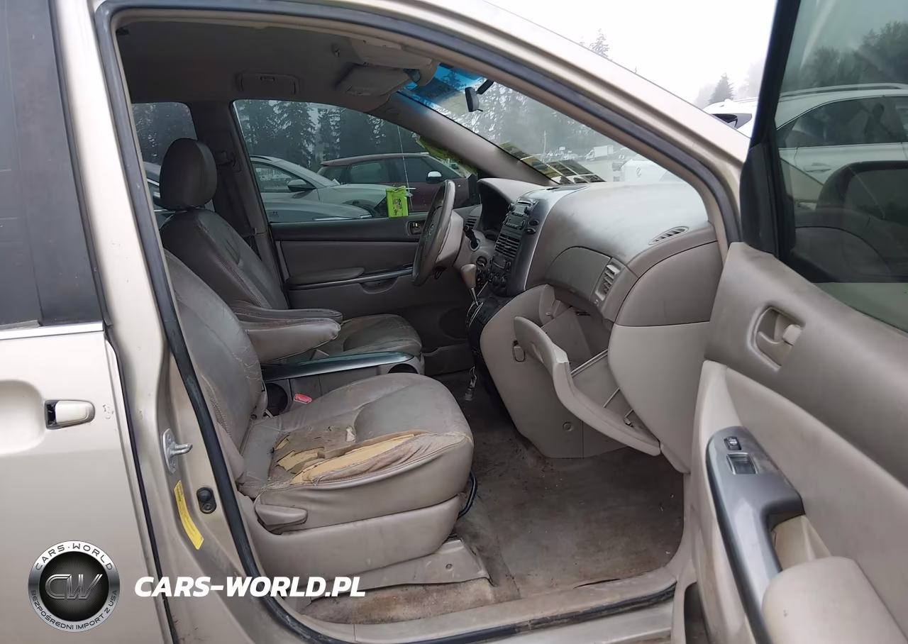 2010 Toyota Sienna Le VIN:5TDKK4CC7AS289750 - 5
