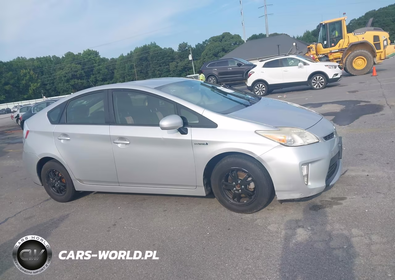 2014 Toyota Prius Two VIN:JTDKN3DU4E0368505 - 13