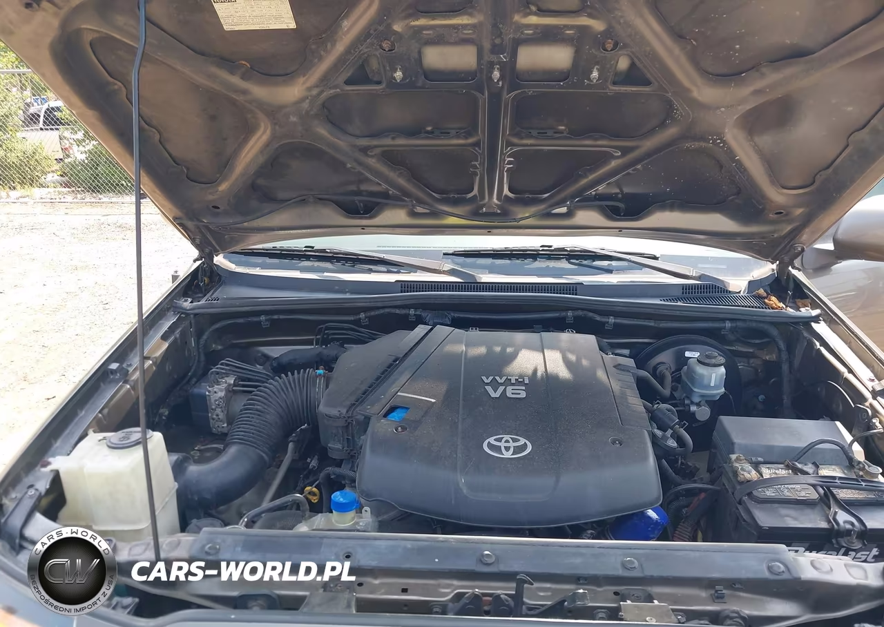 2011 Toyota Tacoma Base V6 VIN:3TMMU4FN8BM035093 - 10