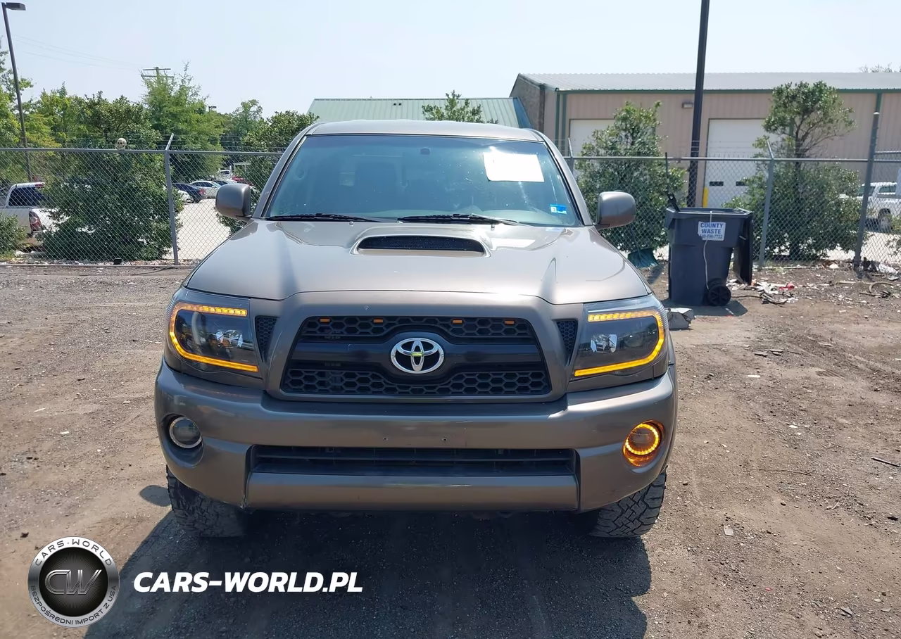 2011 Toyota Tacoma Base V6 VIN:3TMMU4FN8BM035093 - 12