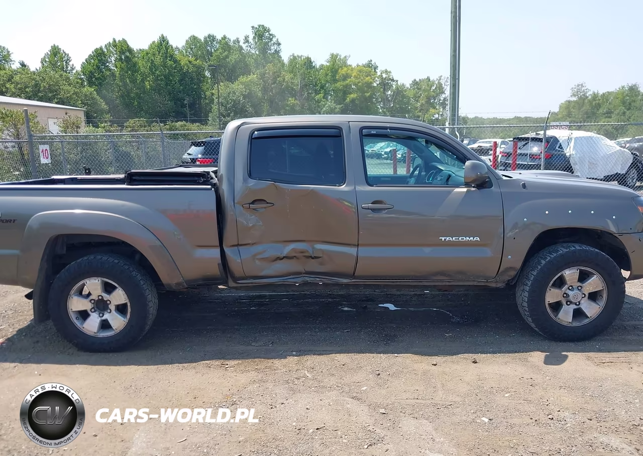 2011 Toyota Tacoma Base V6 VIN:3TMMU4FN8BM035093 - 13