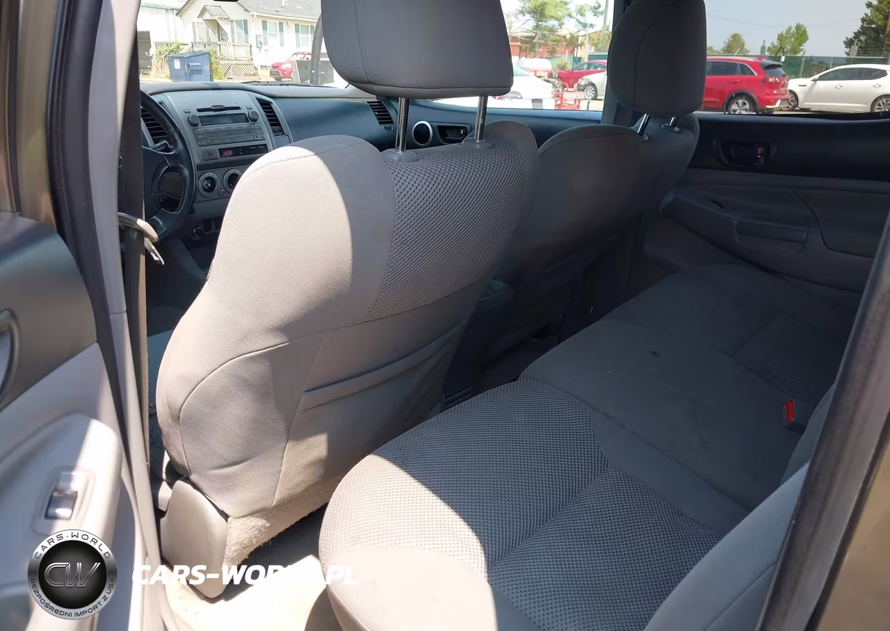 2011 Toyota Tacoma Base V6 VIN:3TMMU4FN8BM035093 - 8