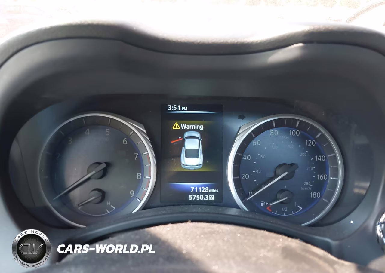 2017 Infiniti Q60 3.0T Premium VIN:JN1EV7EL8HM550766 - 7