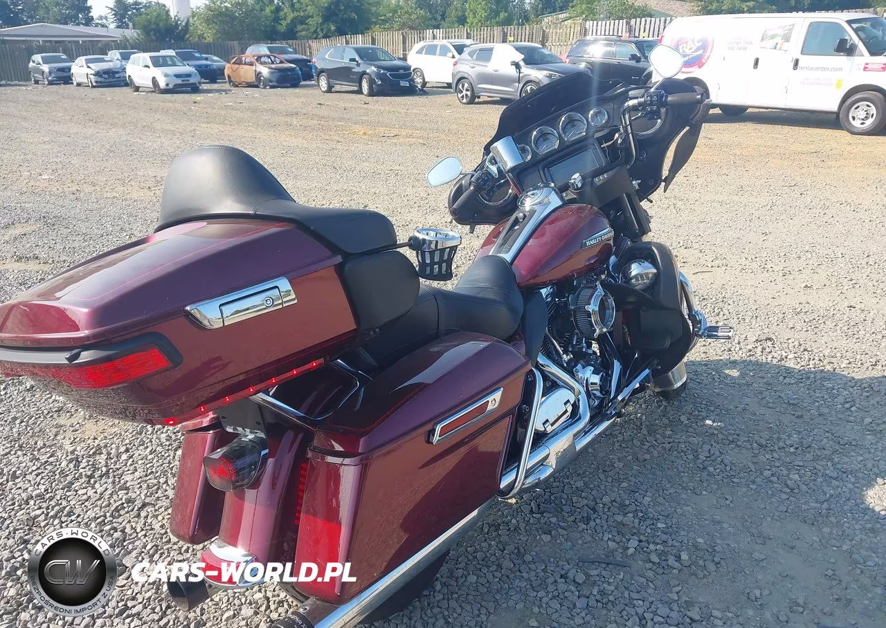 2015 Harley-Davidson Flhtcul Ultra Classic Low VIN:1HD1KDM19FB636744 - 4
