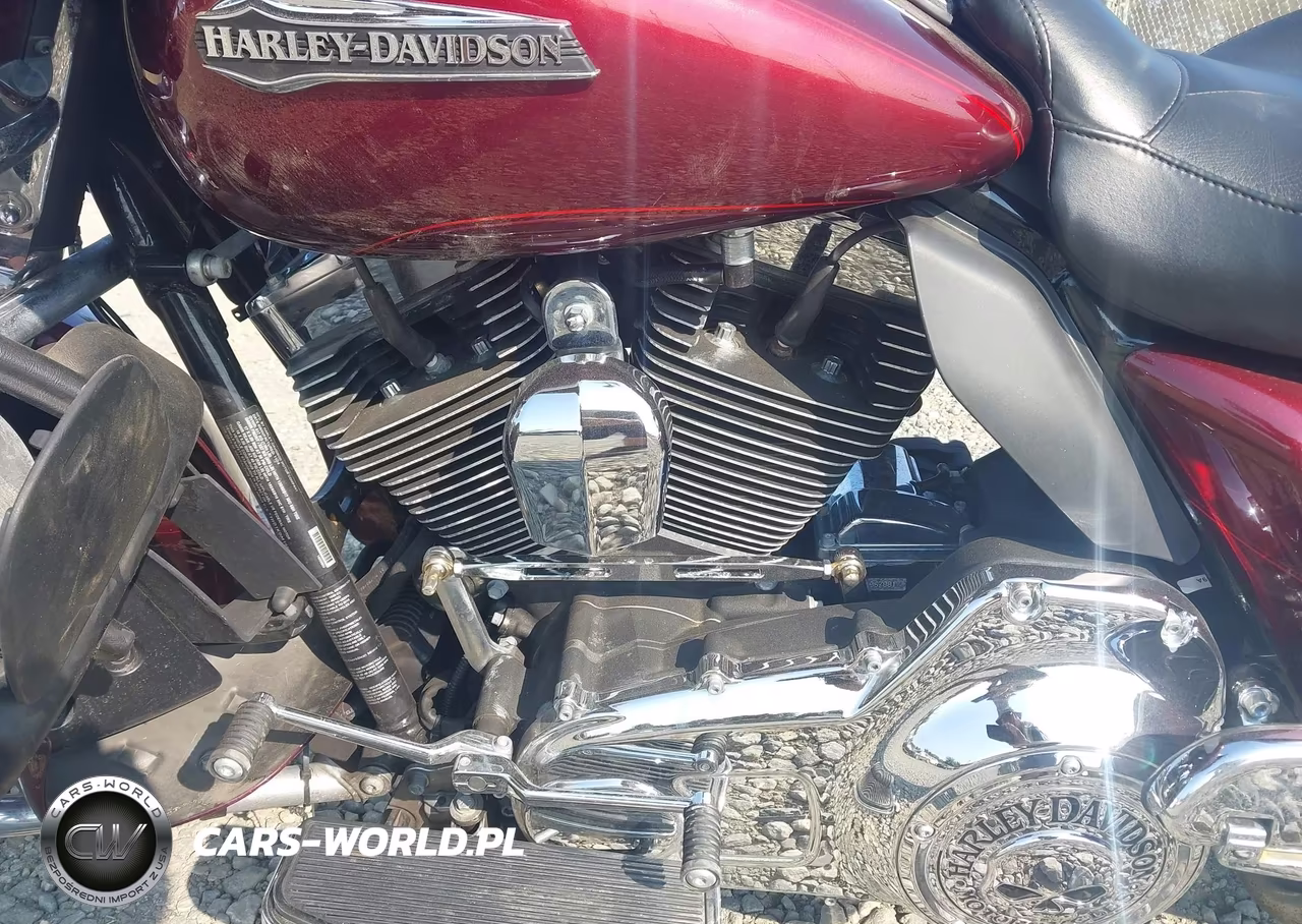 2015 Harley-Davidson Flhtcul Ultra Classic Low VIN:1HD1KDM19FB636744 - 9