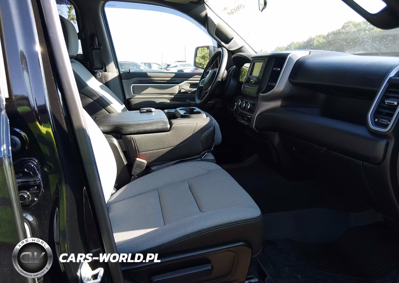 2021 Ram 1500 Big Horn 4X4 6'4 Box VIN:1C6SRFBTXMN763636 - 5