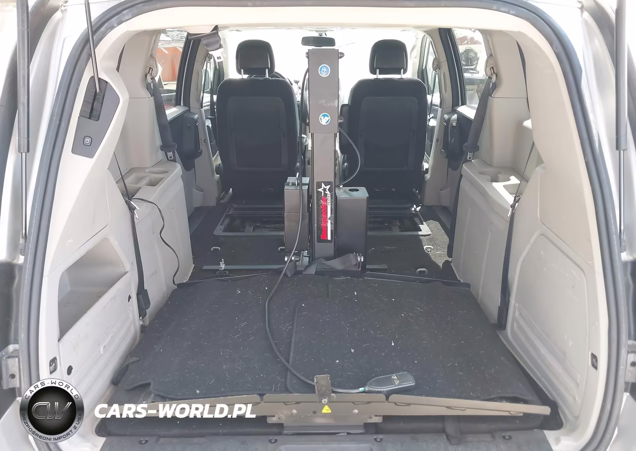 2011 Dodge Grand Caravan Mainstreet VIN:2D4RN3DG5BR621571 - 17