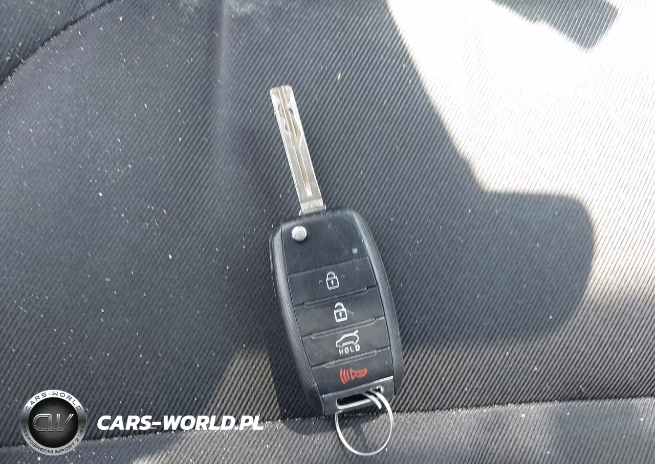2016 Kia Soul + VIN:KNDJP3A56G7362654 - 11