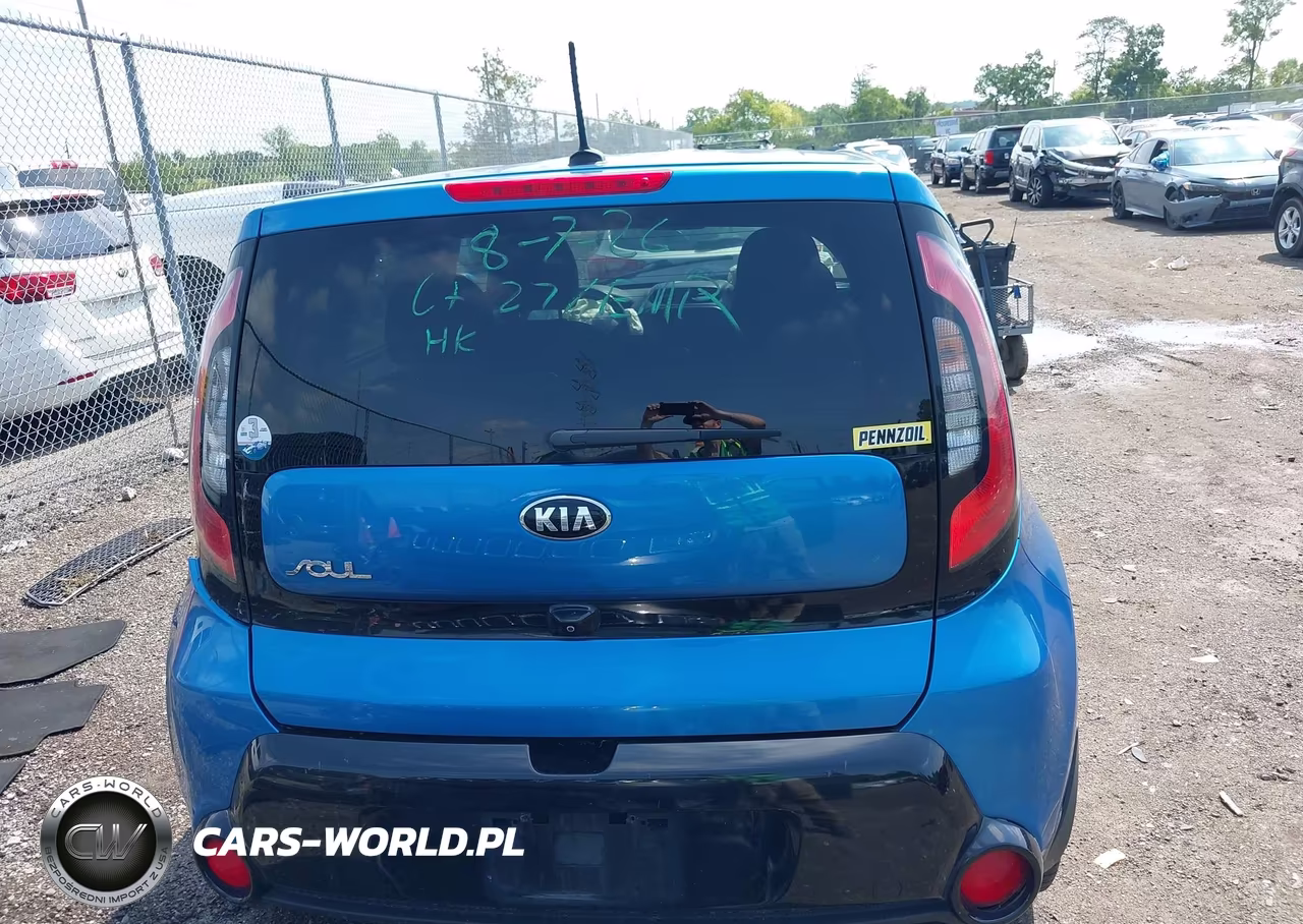 2016 Kia Soul + VIN:KNDJP3A56G7362654 - 17