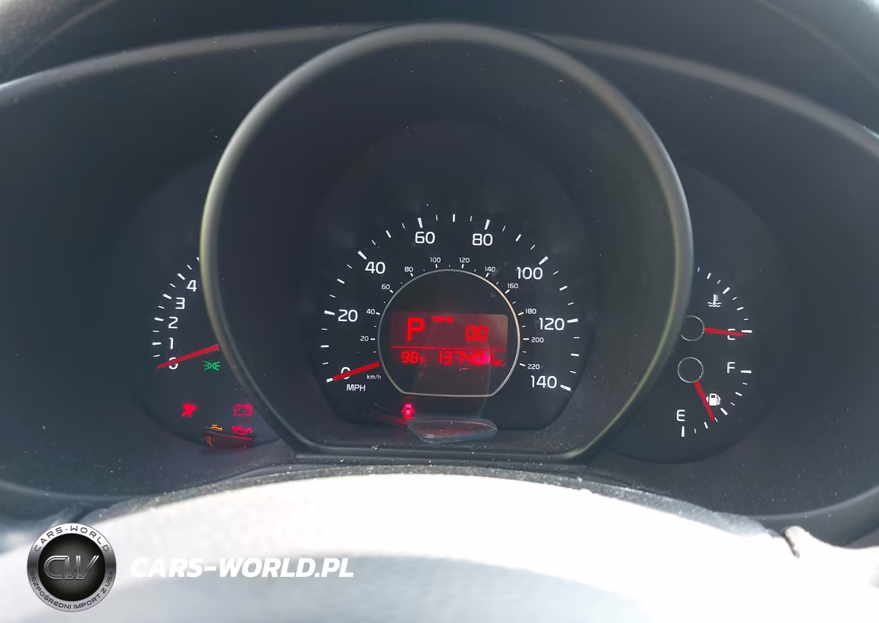 2016 Kia Soul + VIN:KNDJP3A56G7362654 - 7