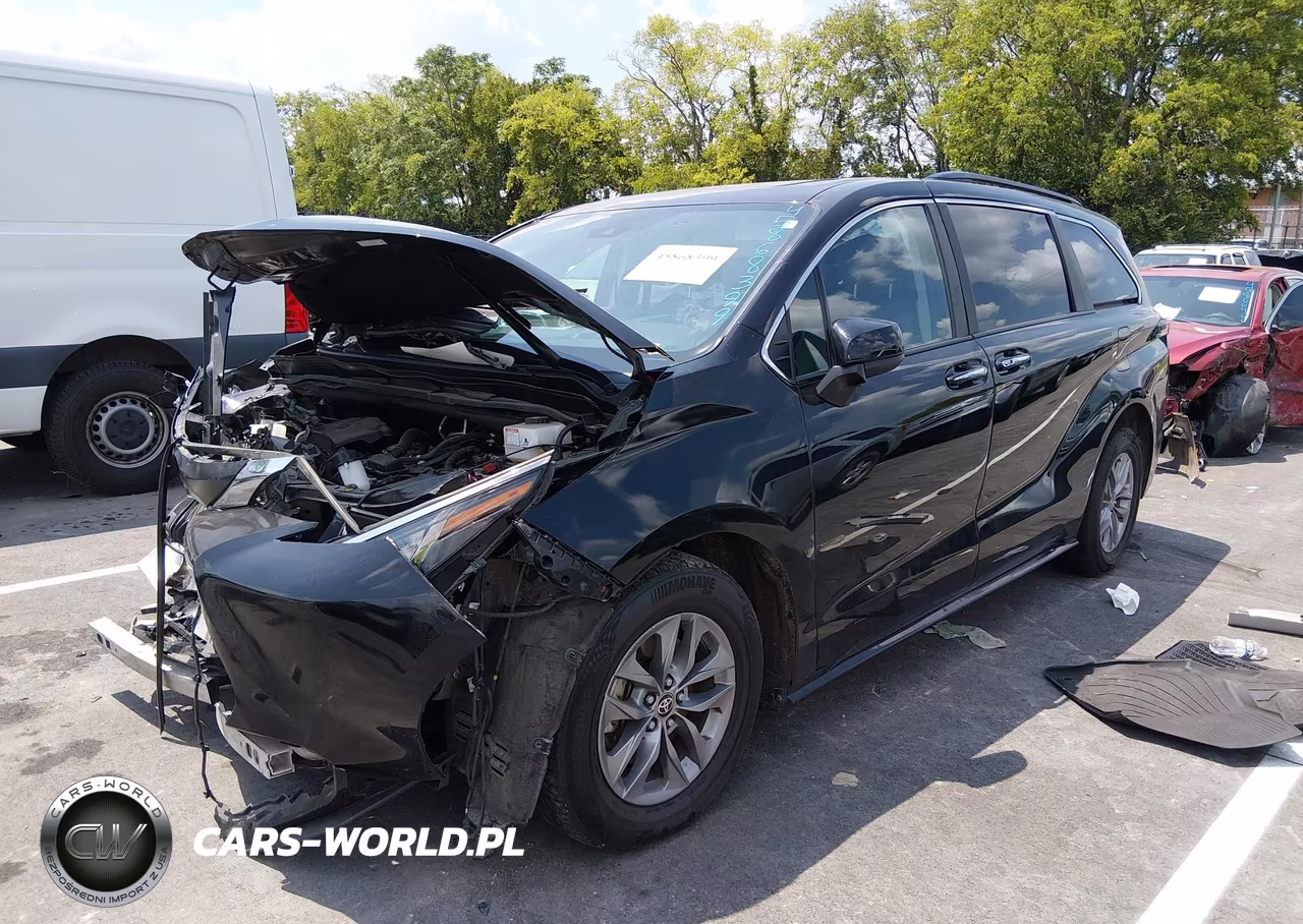 TOYOTA SIENNA XLE VIN:5TDYRKEC9PS164734 - 2